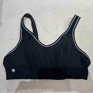 Livi Active Black and White Sports Bra 42C